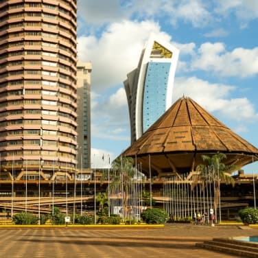Architektonisch interessante Gebäude und Hochhäuser in Kenia.